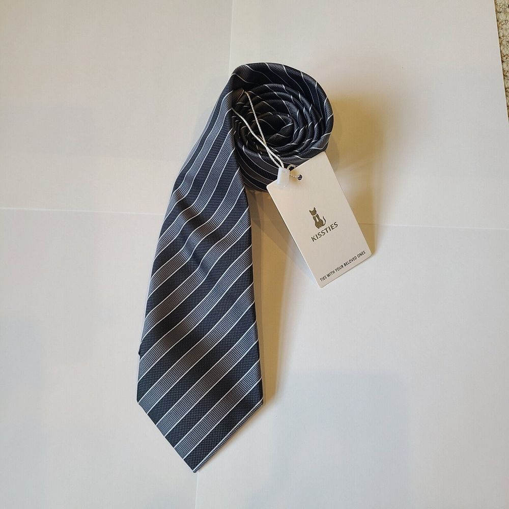 NWT KissTies Mens Microfiber Stripe Tie Gray Formal Wedding Black Tie Classic